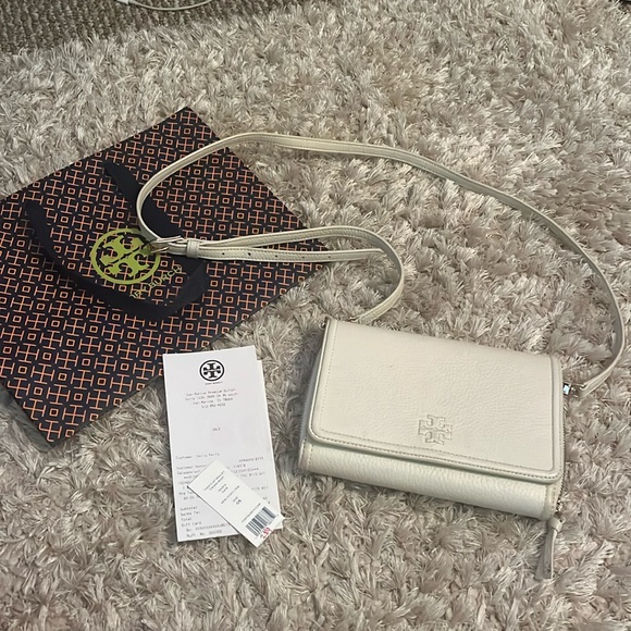 Tory Burch Thea Flat Wallet Cross Body Bags